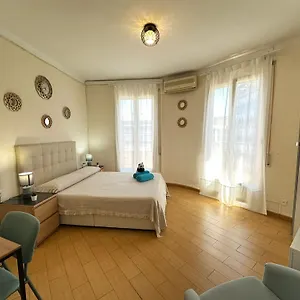 alojamiento-nuevo-valenci.topbarcelonahotels.com/