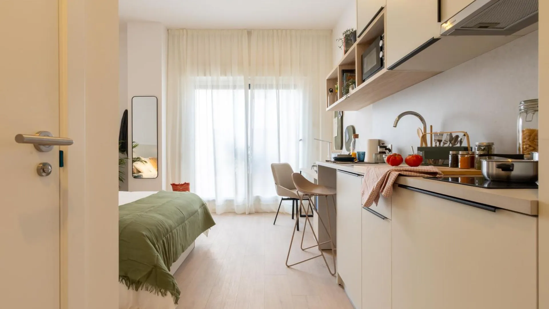Apartahotel Vibe Stay Sevilla La Cartuja